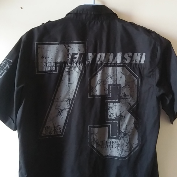 Shirt - Picture 2 of 4